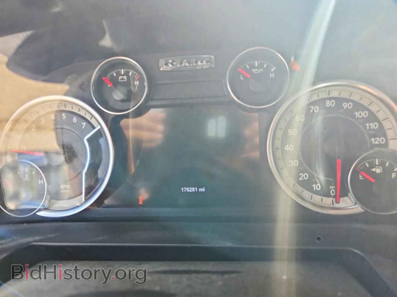 2017 RAM 1500 - VIN: 3C6RR6LT0HG504696 - Photo 9