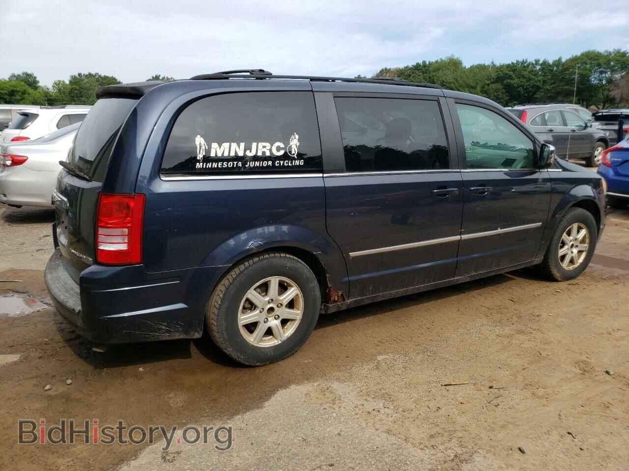 2009 CHRYSLER MINIVAN - VIN: 2A8HR54149R525745 - Фото 3