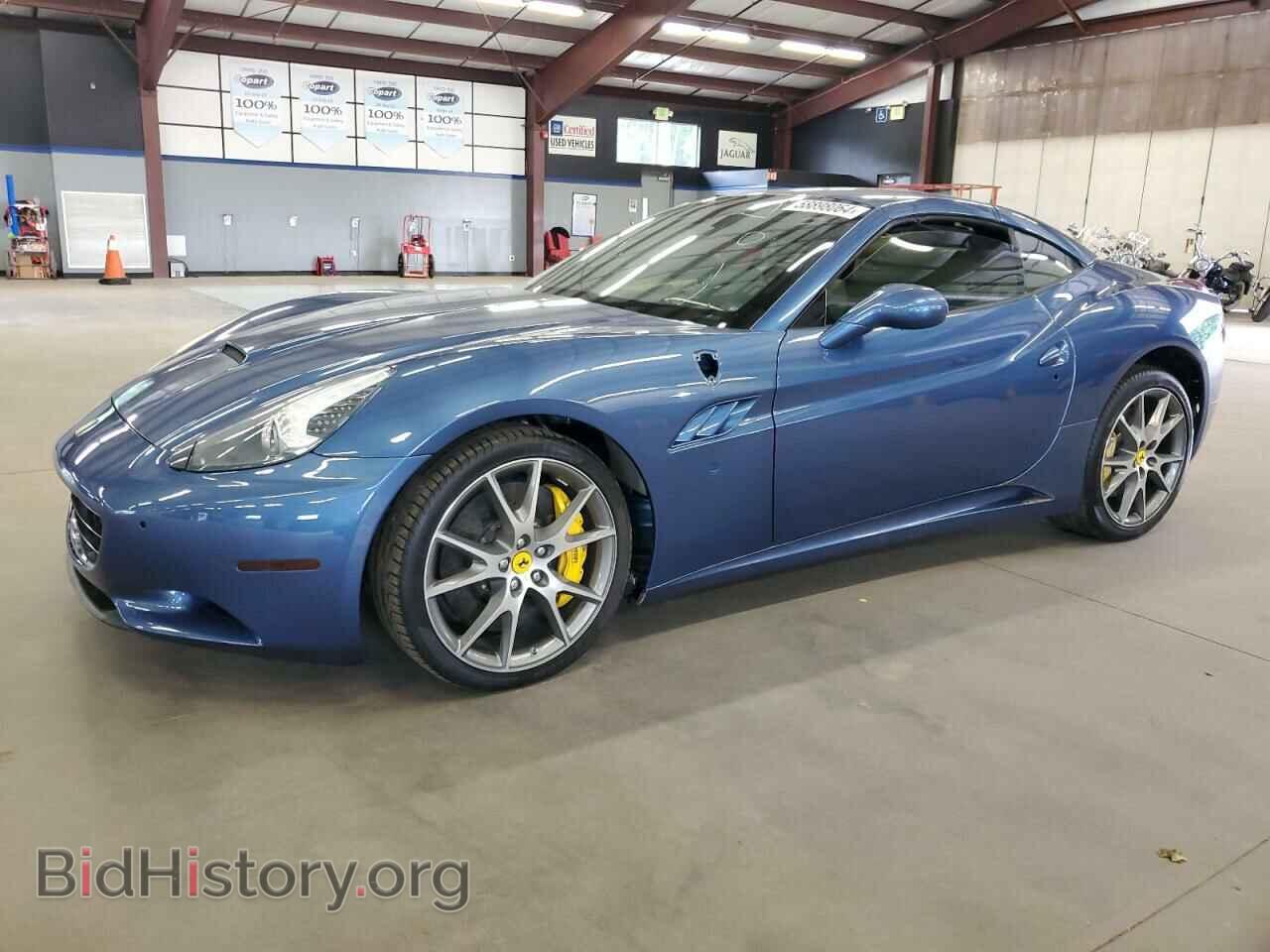Photo ZFF65LJA8A0172462 - FERRARI ALL MODELS 2010