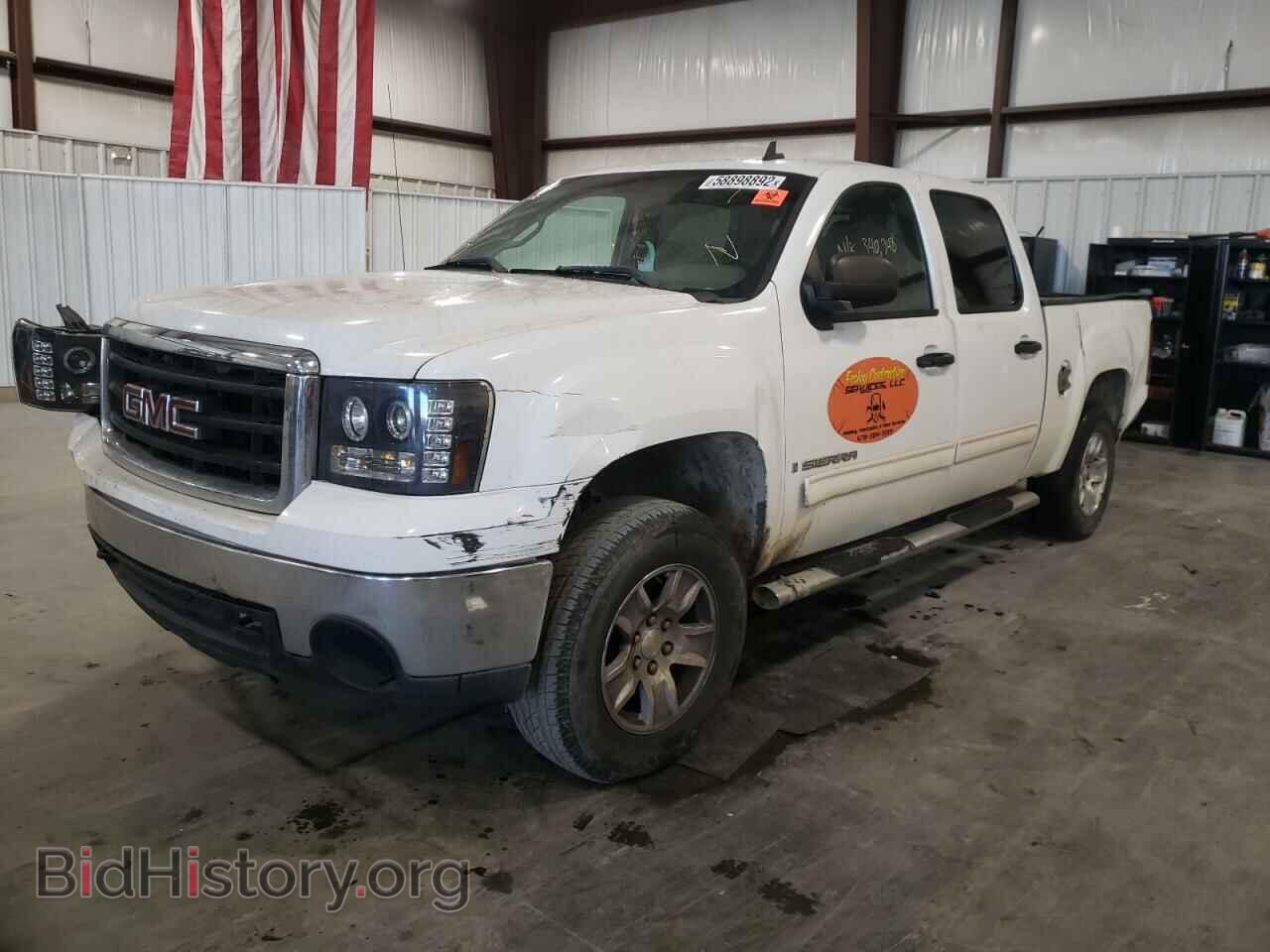 2008 GMC SIERRA - VIN: 2GTEC13C081180718 - Photo 2