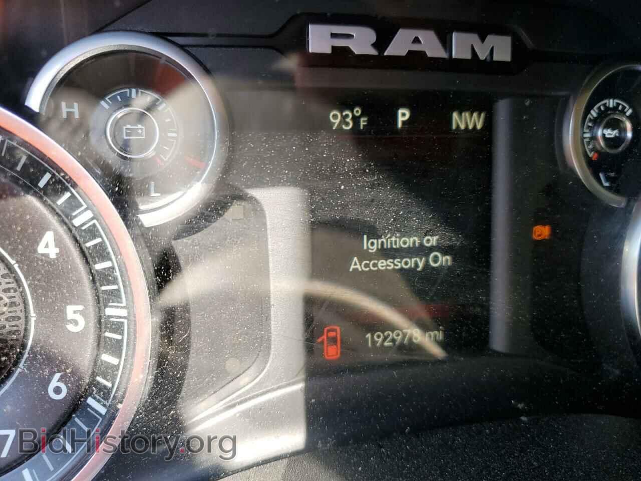 2020 RAM 1500 - VIN: 1C6SRFFT4LN244946 - Фото 9