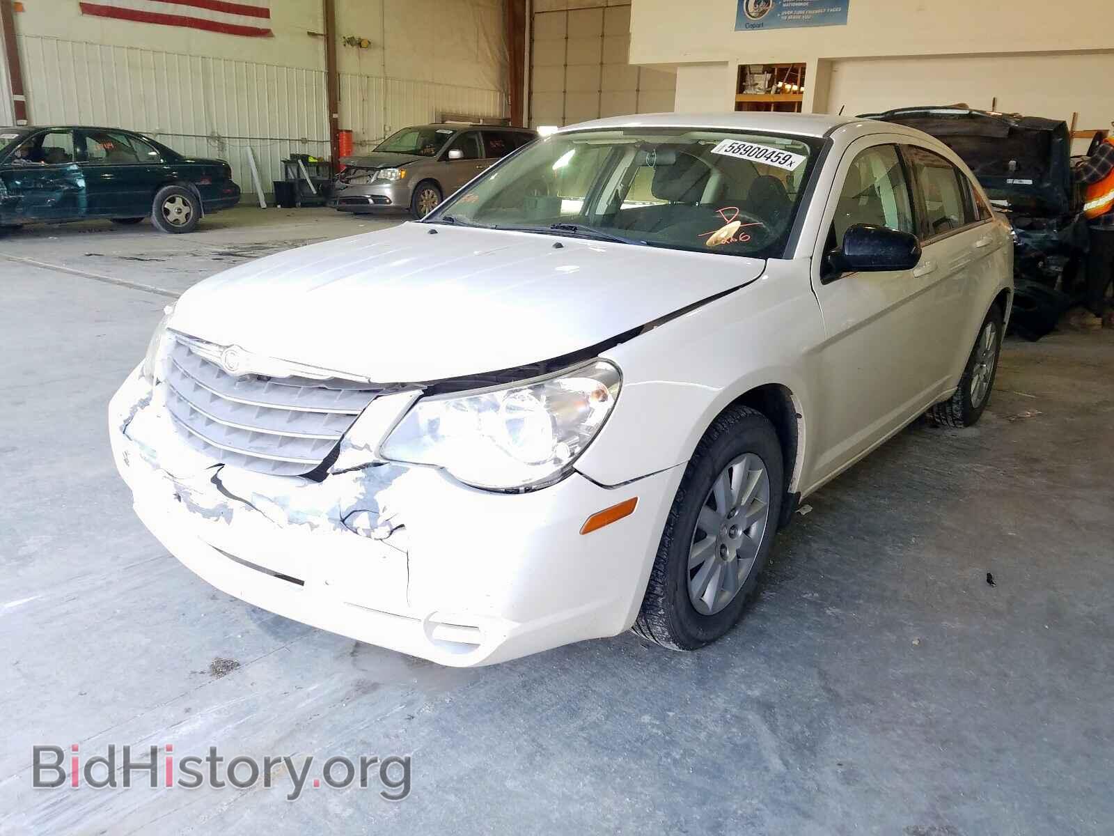 2010 CHRYSLER SEBRING - VIN: 1C3CC4FB4AN131266 - Фото 2