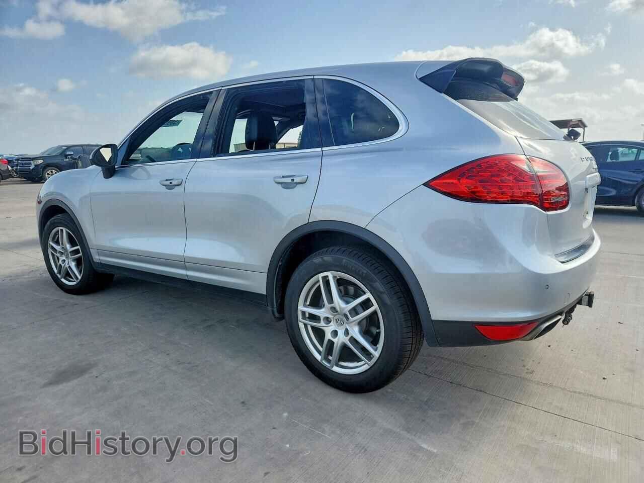 2012 PORSCHE CAYENNE - VIN: WP1AA2A21CLA01088 - Photo 2