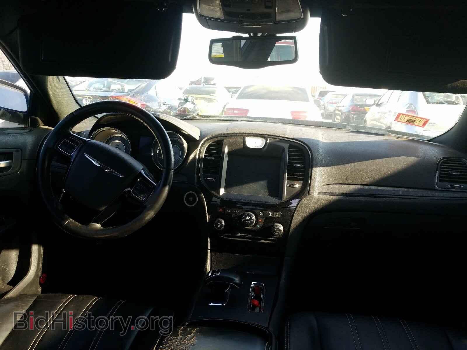 2014 CHRYSLER 300 - VIN: 2C3CCAGG1EH229520 - Фото 9