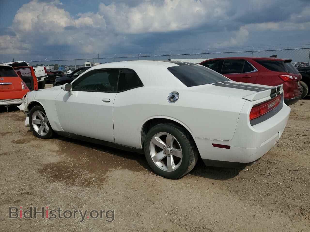 2011 DODGE CHALLENGER - VIN: 2B3CJ4DG9BH576372 - Photo 2