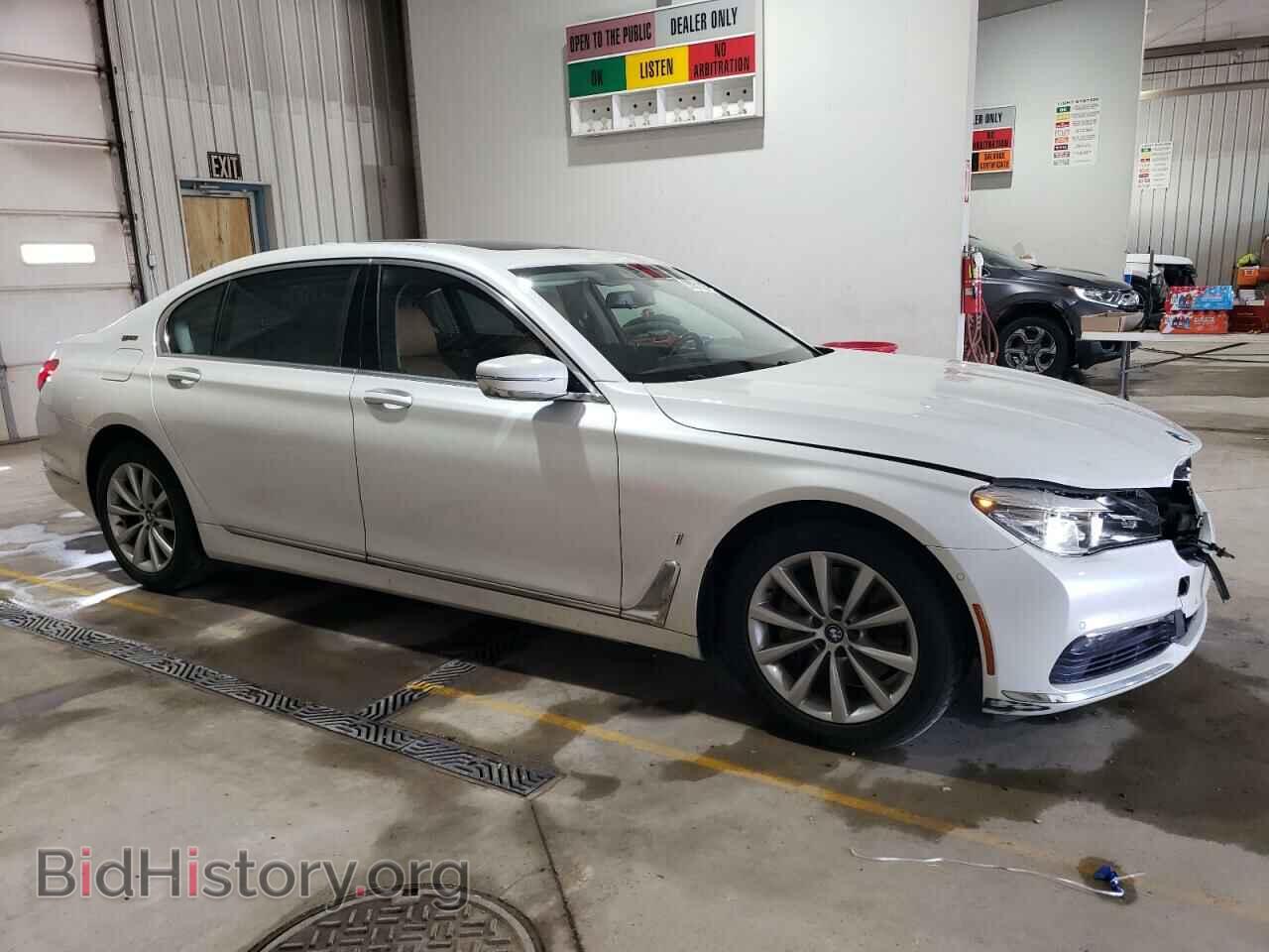 2017 BMW 7 SERIES - VIN: WBA7J2C38HG497960 - Фото 4