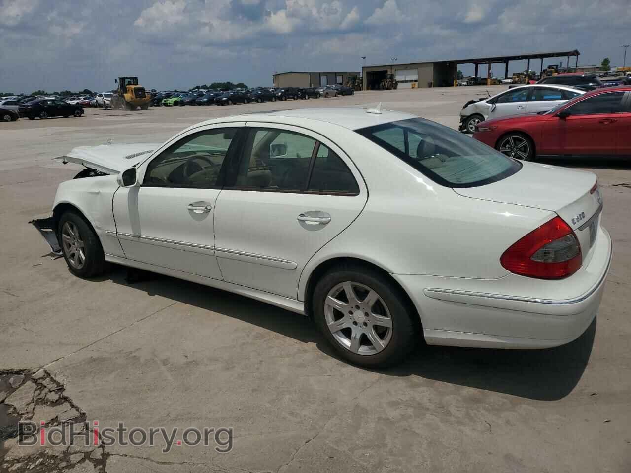2008 MERCEDES-BENZ E-CLASS - VIN: WDBUF22X98B218040 - Фото 2