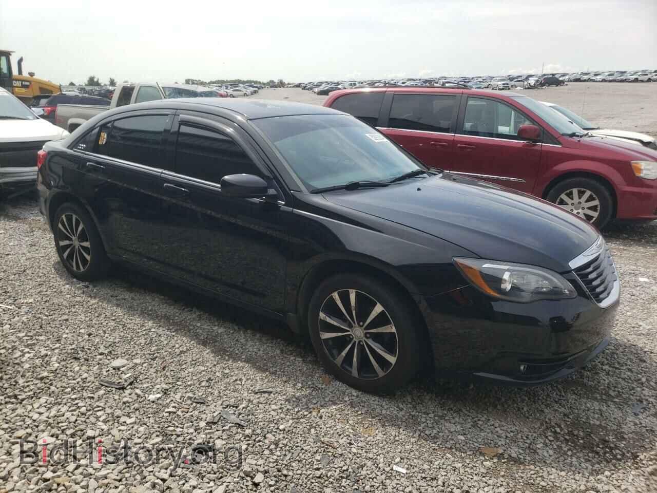 2013 CHRYSLER 200 - VIN: 1C3CCBBB1DN570052 - Фото 4
