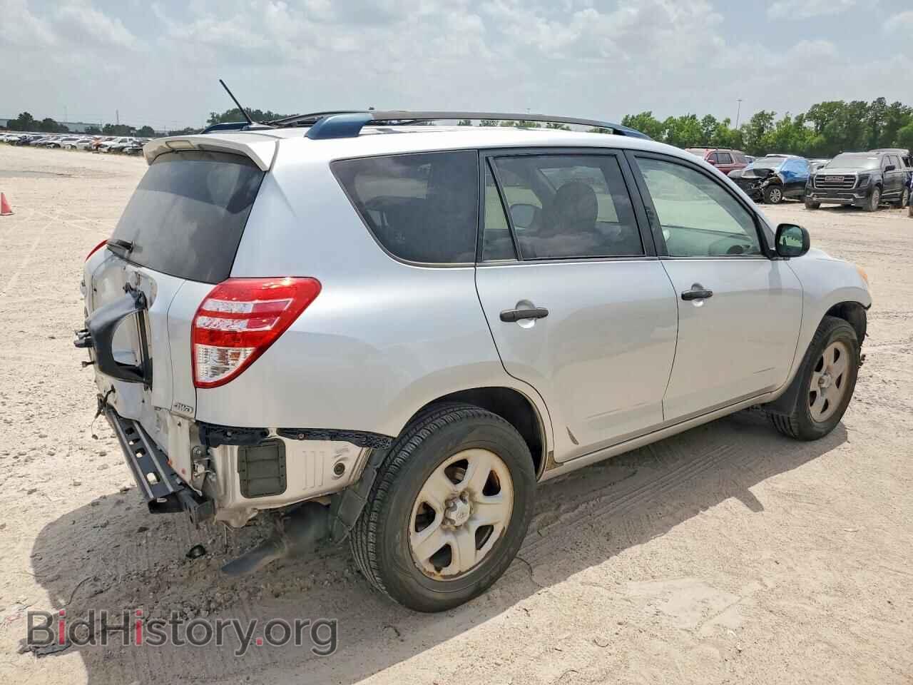 2011 TOYOTA RAV4 - VIN: JTMBF4DVXBD041235 - Фото 3