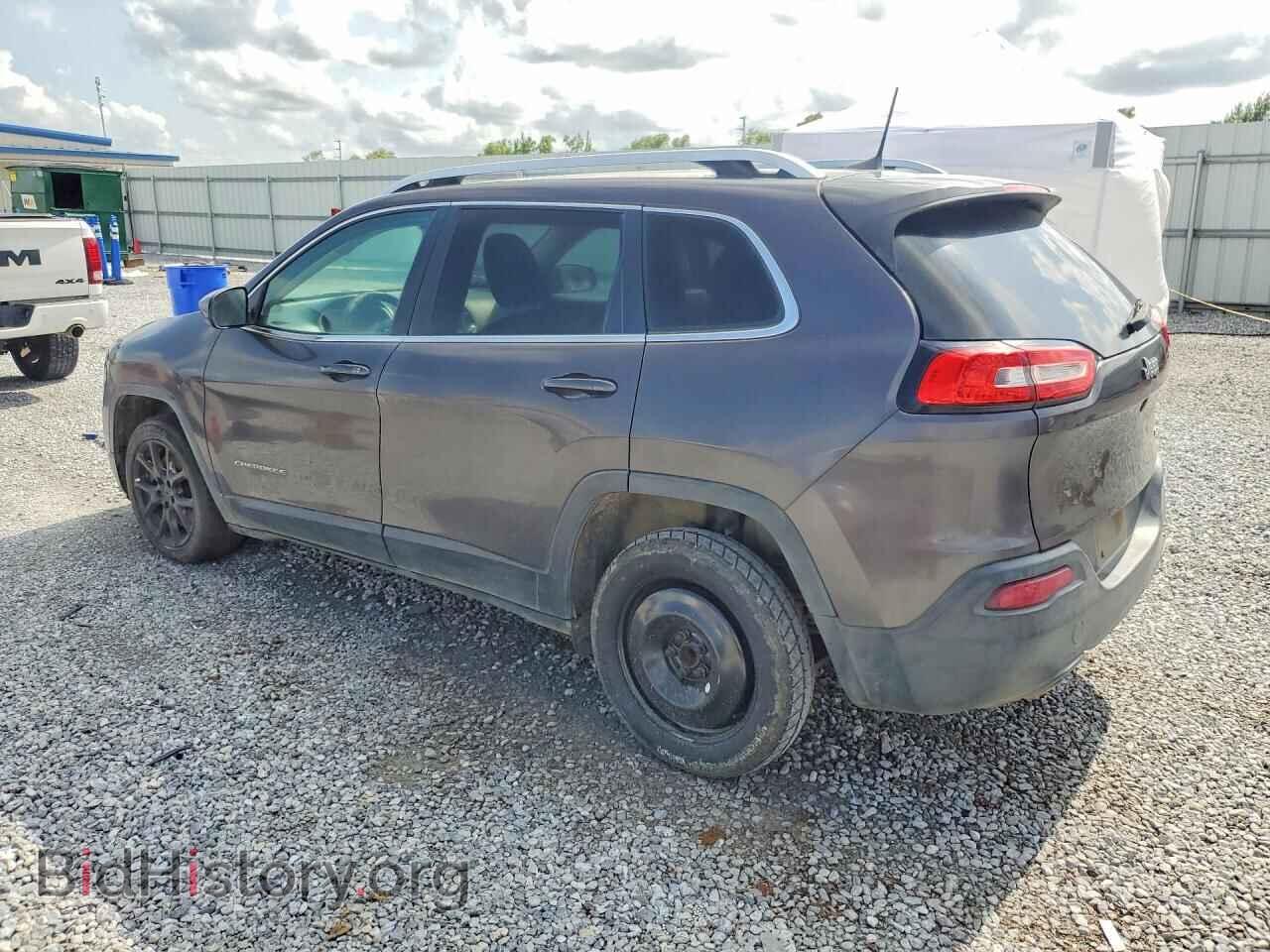 2018 JEEP CHEROKEE - VIN: 1C4PJLLB4JD509870 - Photo 2