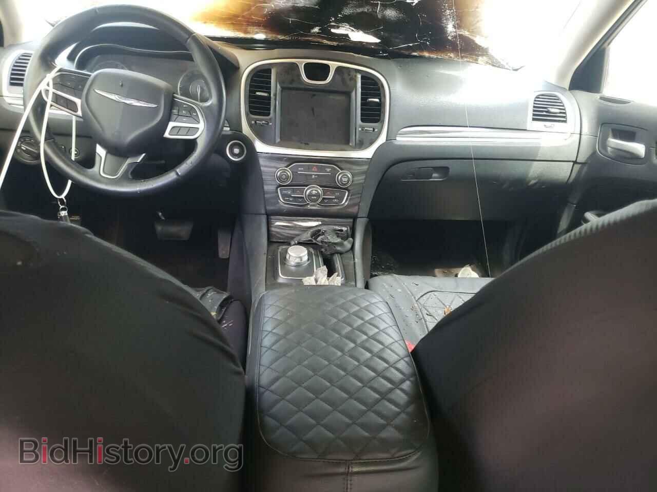 2018 CHRYSLER 300 - VIN: 2C3CCAAG8JH264347 - Фото 8