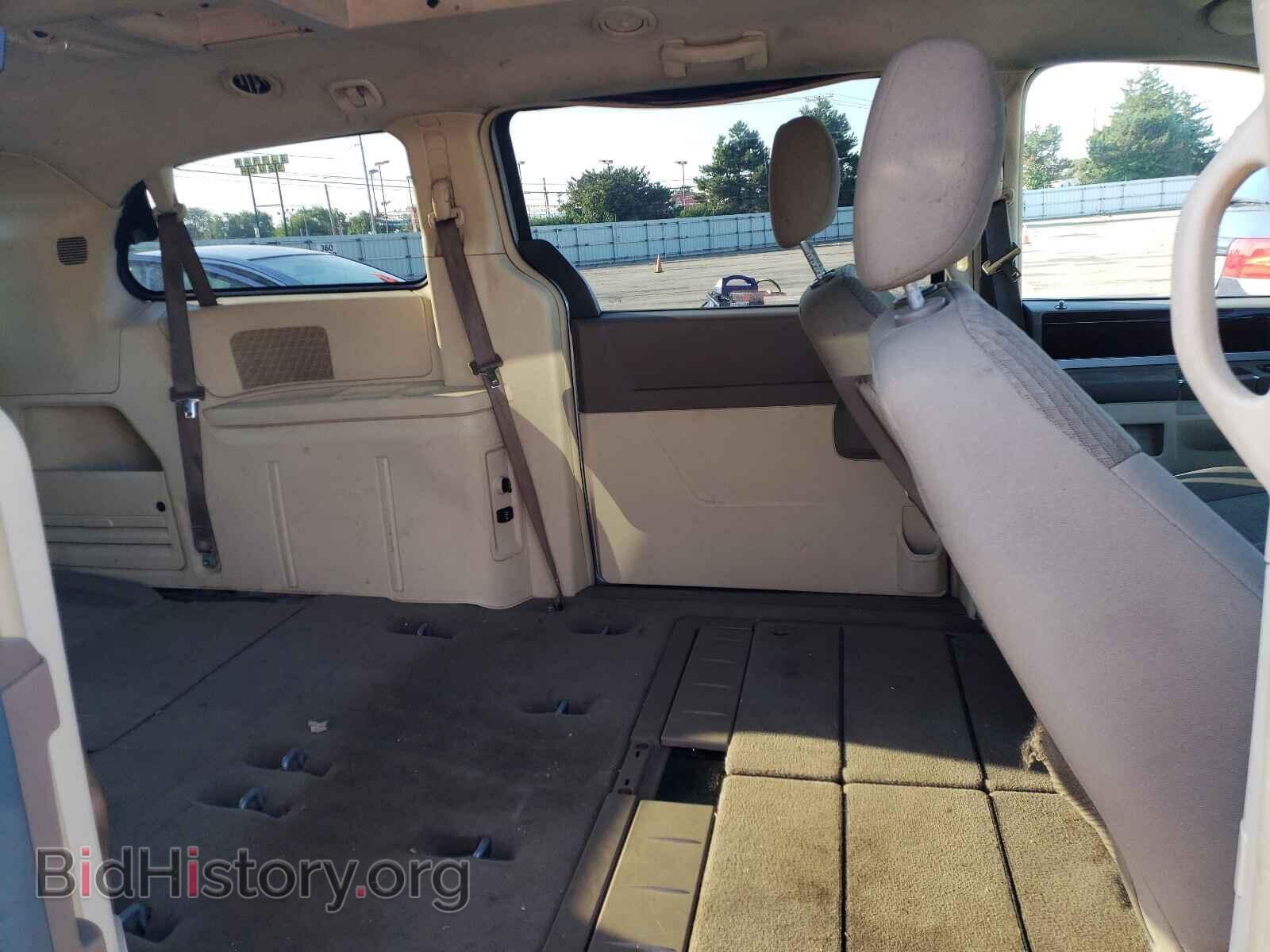 2010 CHRYSLER MINIVAN - VIN: 2A4RR5D10AR183253 - Фото 6