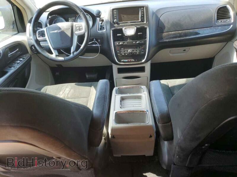 2011 Chrysler MINIVAN (VIN 2A4RR5DG8BR799160) — фото 8 из 13