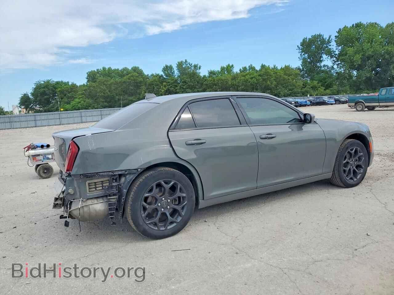 2019 CHRYSLER 300 - VIN: 2C3CCAGG2KH610658 - Фото 3