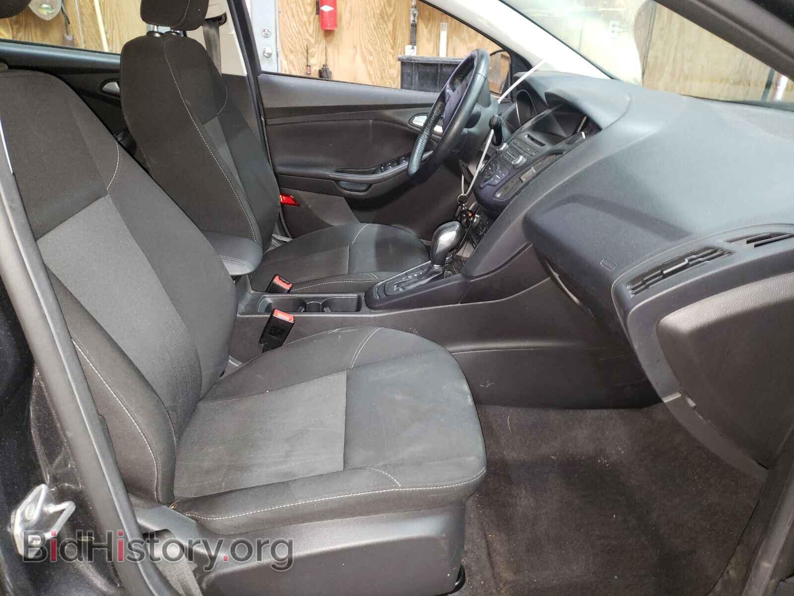 2017 FORD FOCUS - VIN: 1FADP3F26HL214014 - Photo 5