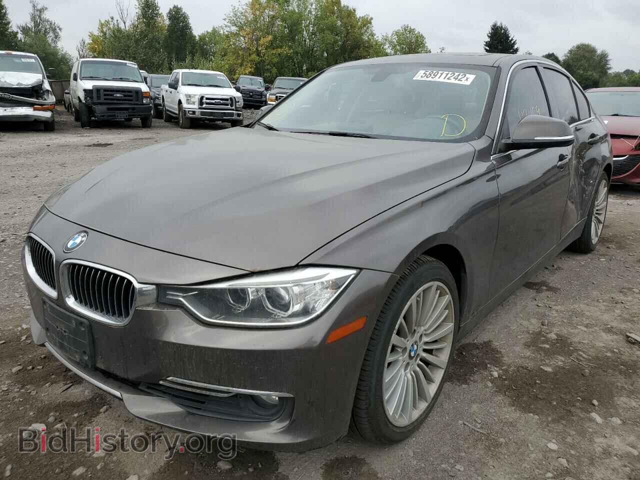 2012 BMW 3 SERIES - VIN: WBA3A5C58CF341840 - Фото 2