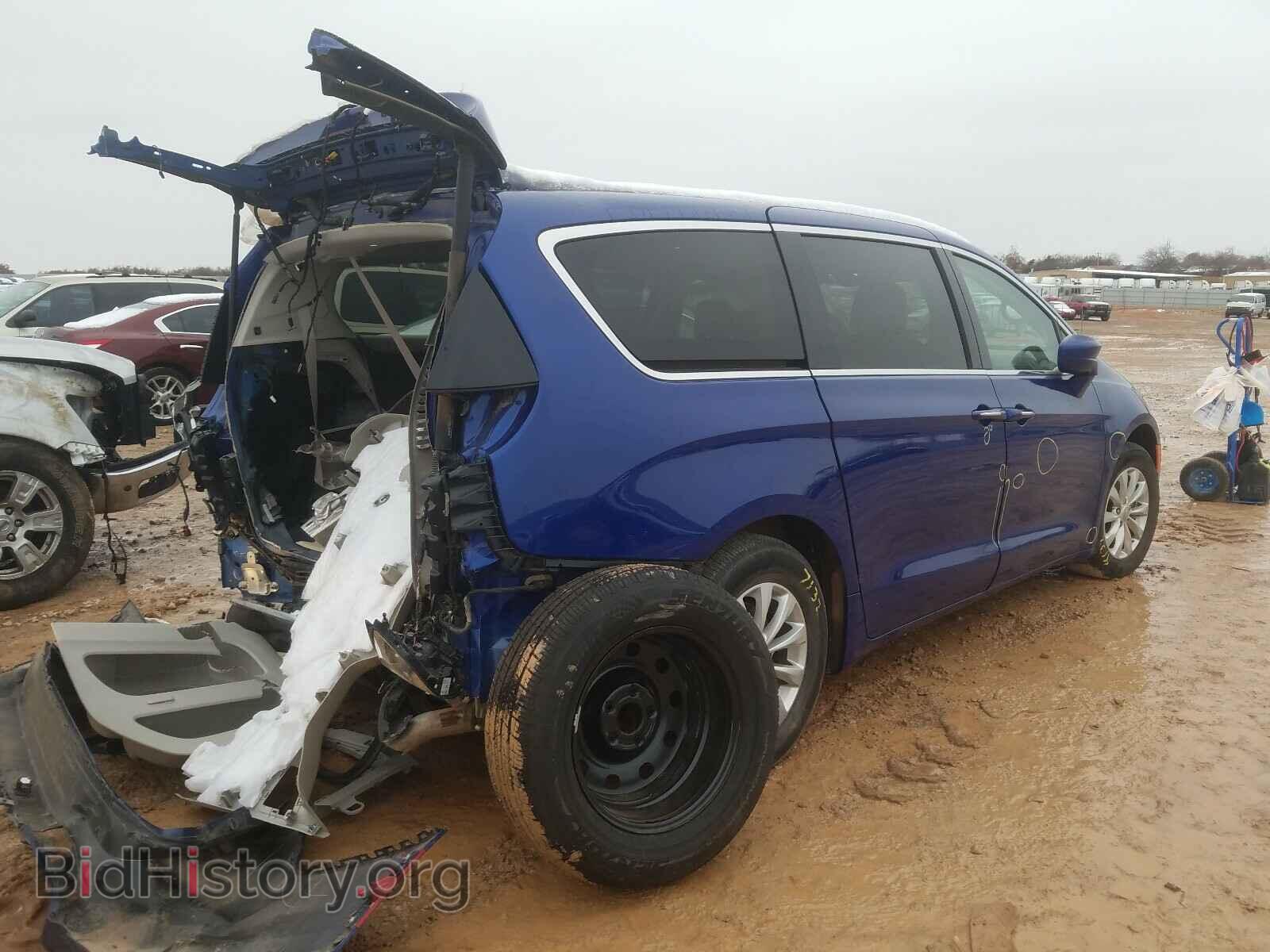 2018 CHRYSLER PACIFICA - VIN: 2C4RC1FGXJR257747 - Фото 4