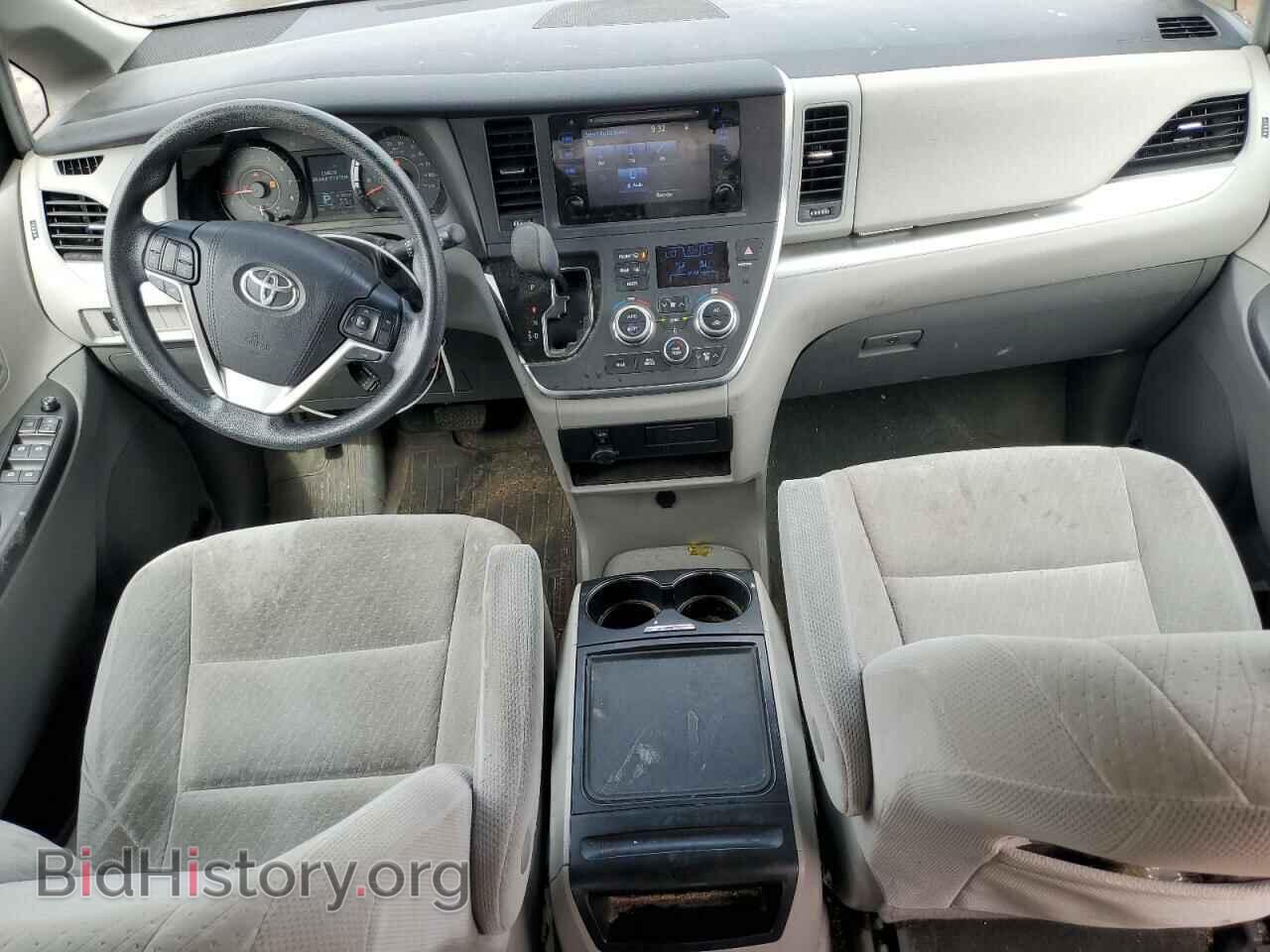 2017 TOYOTA All Models - VIN: 5TDJZ3DC5HS168953 - Фото 8