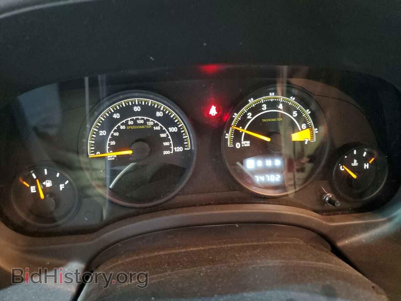 2016 JEEP COMPASS - VIN: 1C4NJCBB8GD747867 - Фото 9