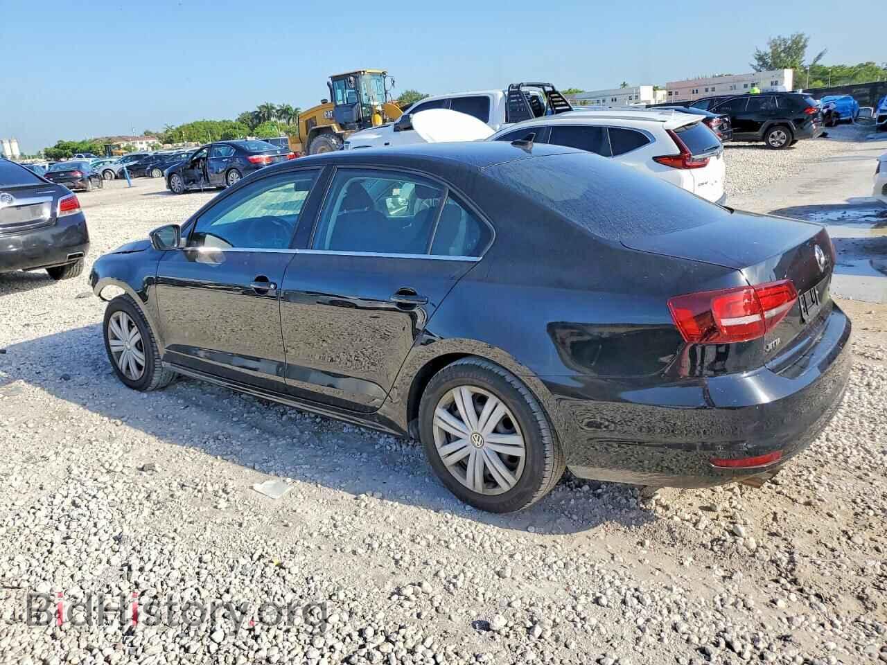 2017 VOLKSWAGEN JETTA - VIN: 3VW2B7AJ2HM404071 - Photo 2