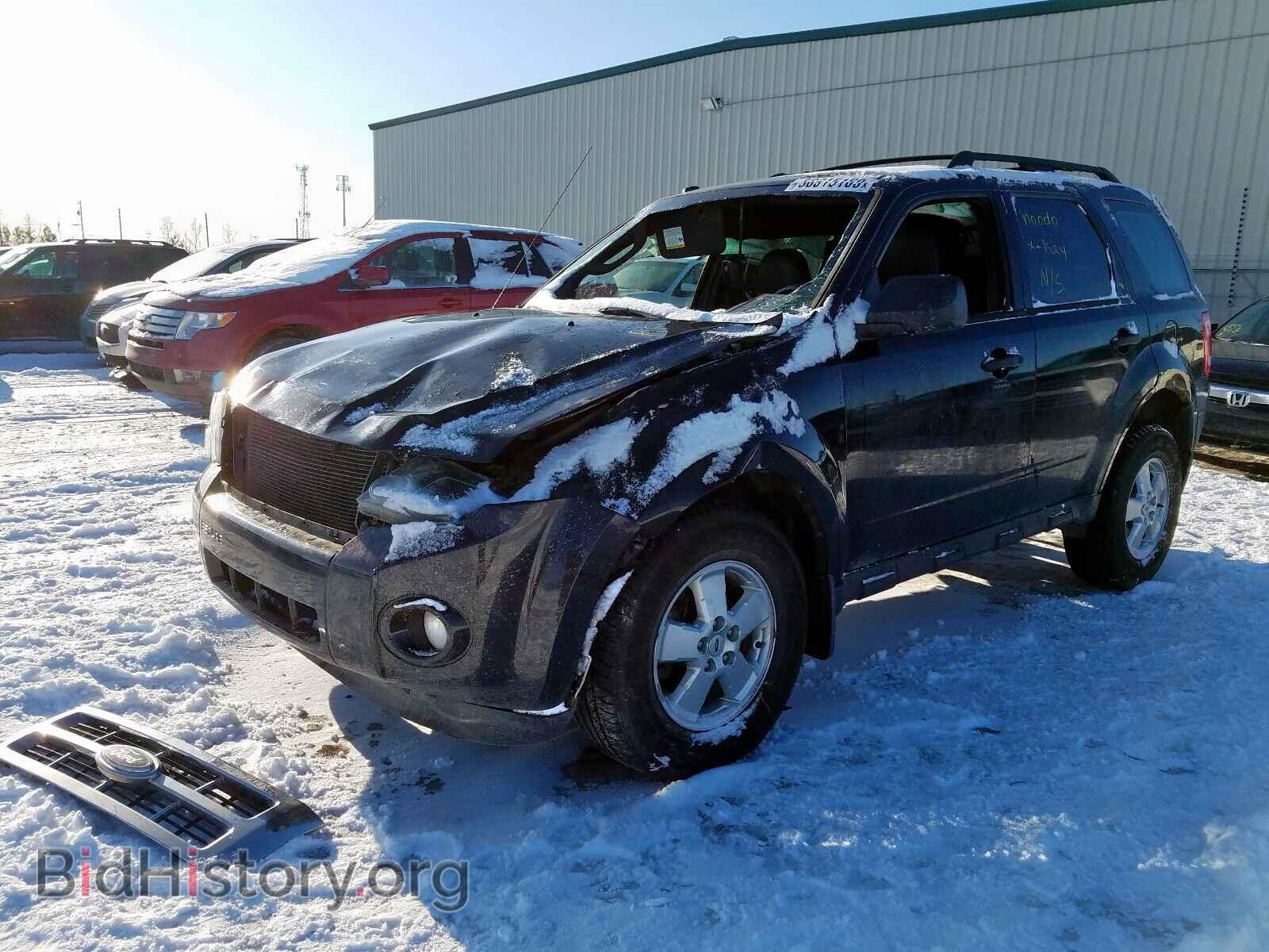 2011 FORD ESCAPE - VIN: 1FMCU0D77BKA58005 - Photo 2