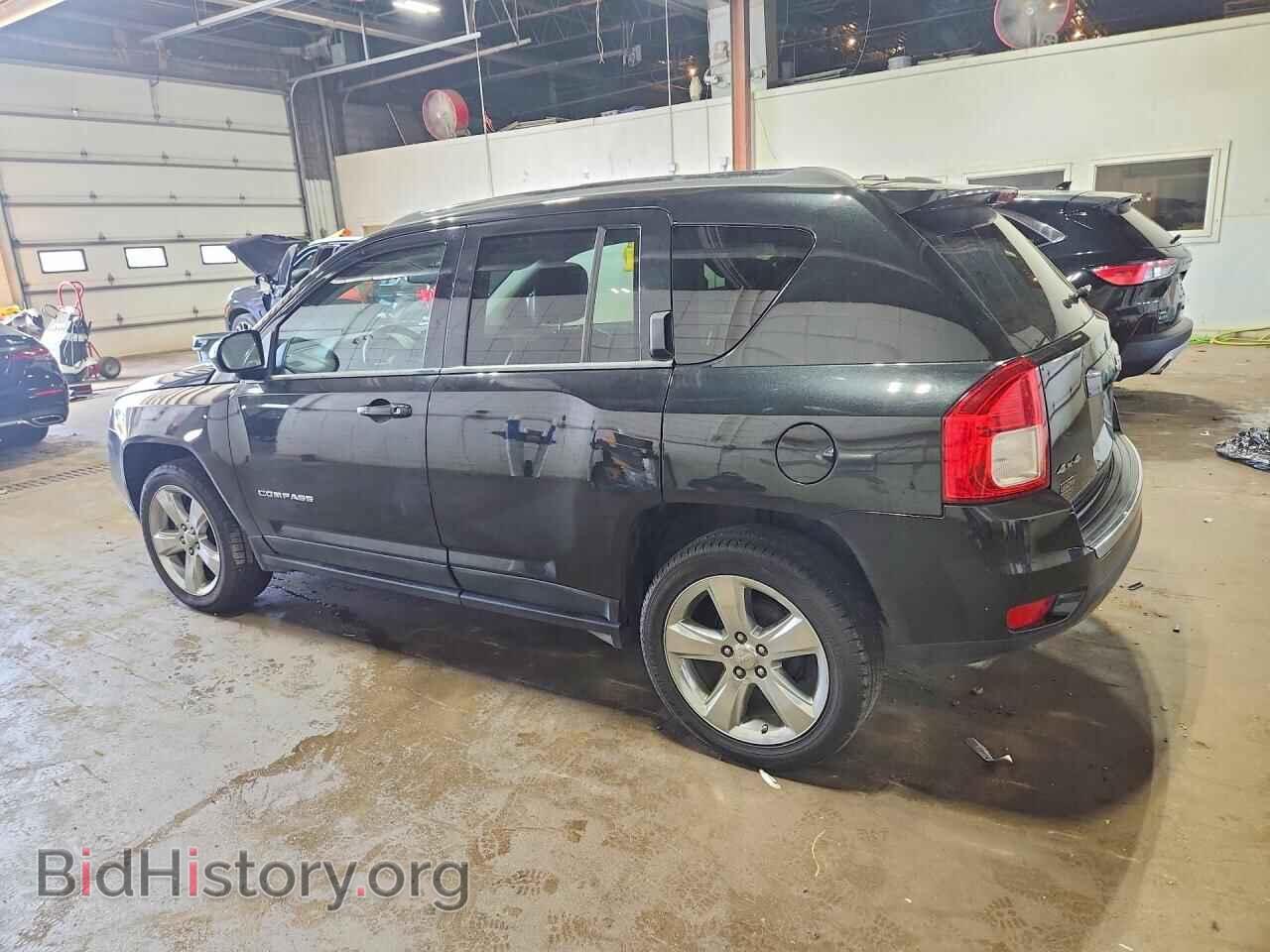 2011 JEEP COMPASS - VIN: 1J4NF5FB7BD158335 - Photo 2
