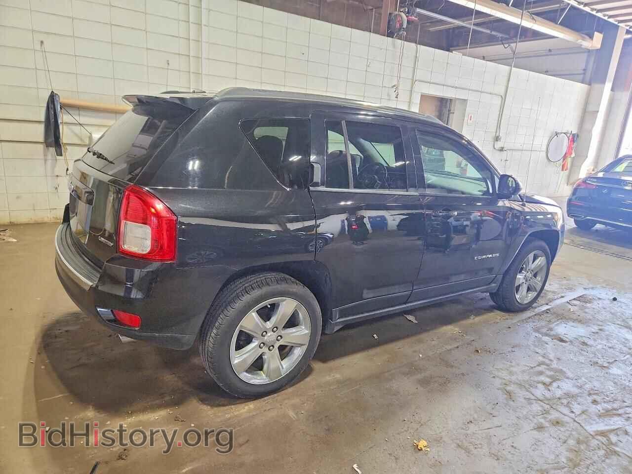 2011 JEEP COMPASS - VIN: 1J4NF5FB7BD158335 - Photo 3