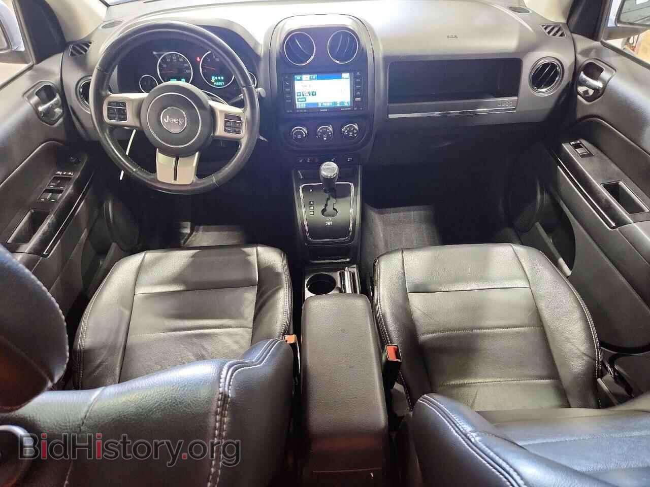 2011 JEEP COMPASS - VIN: 1J4NF5FB7BD158335 - Photo 8