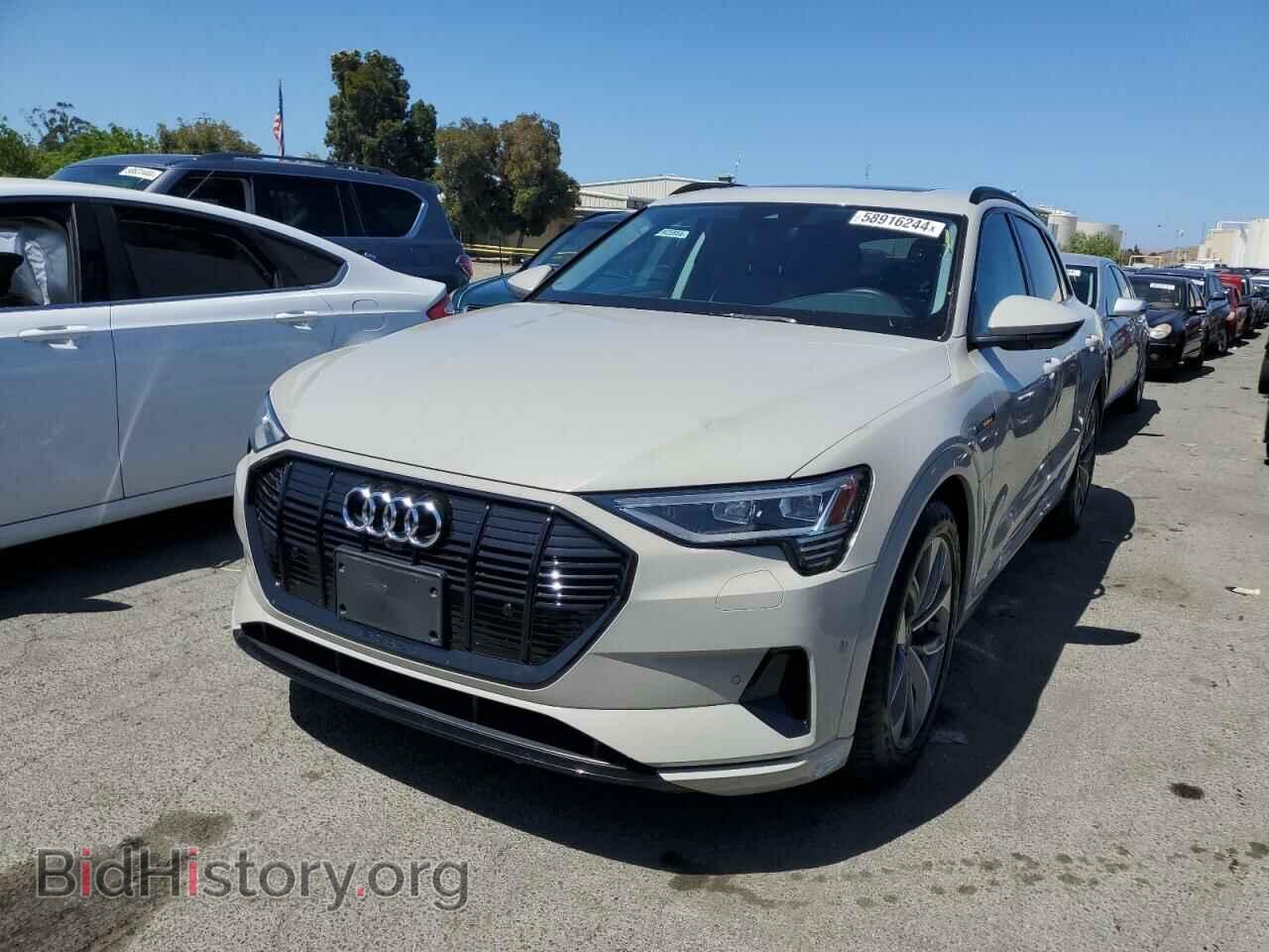 Фотография WA1LABGEXMB011812 - AUDI E-TRON 2021