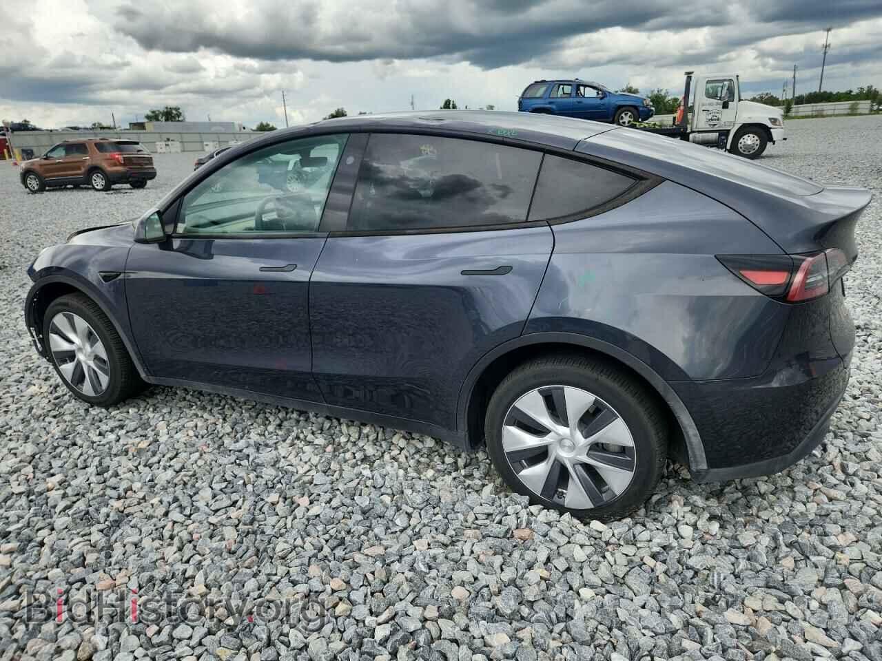 2024 TESLA MODEL Y - VIN: 7SAYGDEE9RA255688 - Фото 2