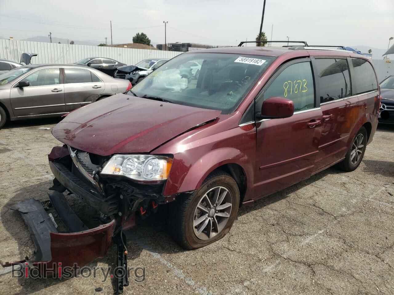 2017 DODGE CARAVAN - VIN: 2C4RDGCG4HR789235 - Фото 2