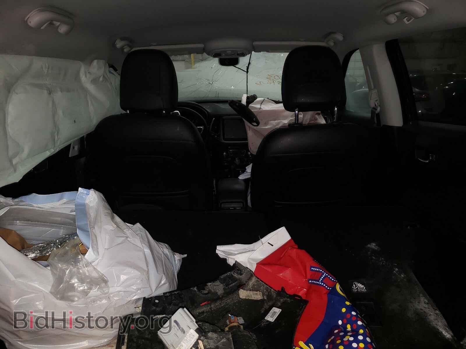 2019 JEEP COMPASS - VIN: 3C4NJDDB1KT733492 - Фото 9