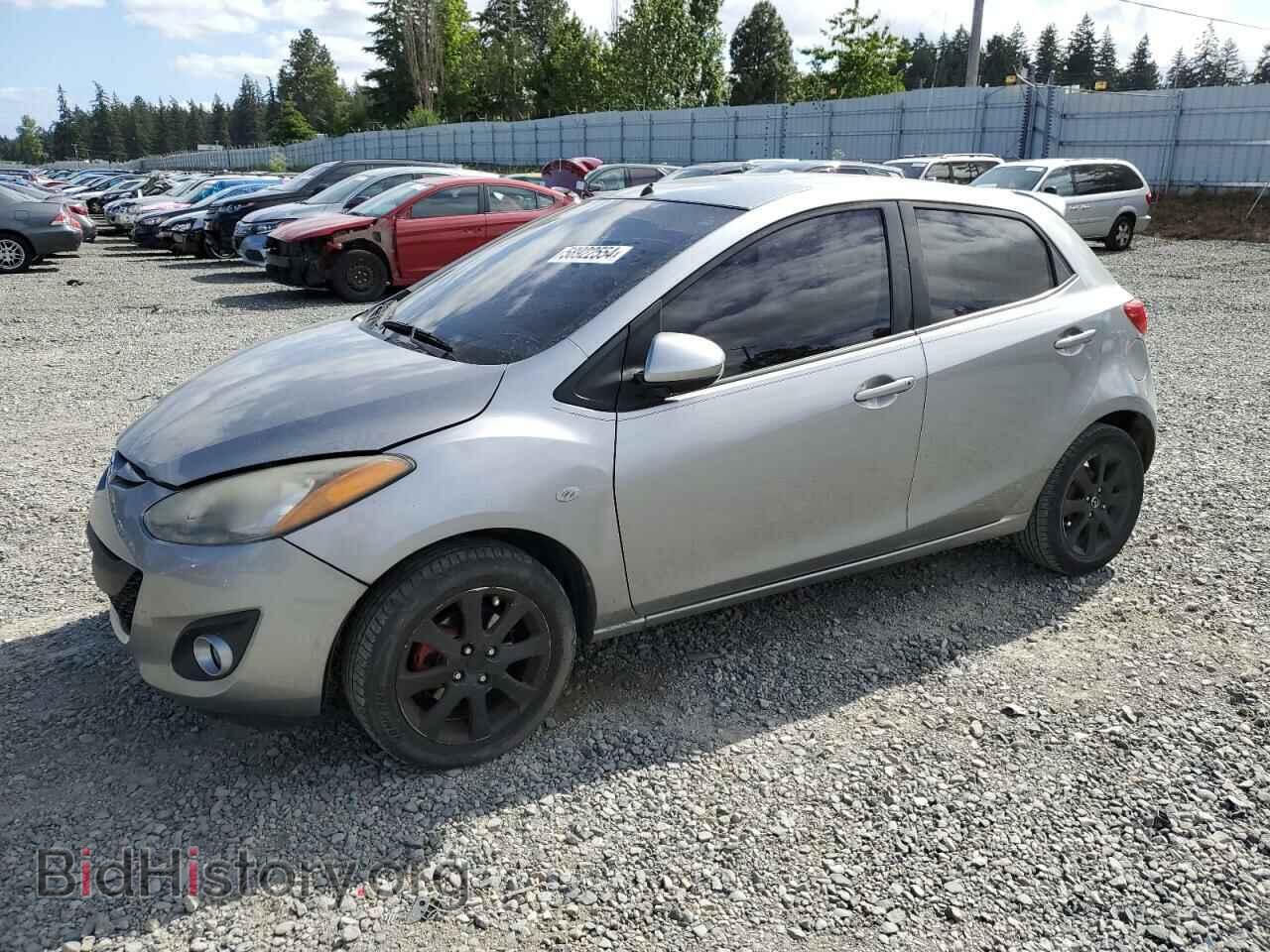 Фотография JM1DE1HY0B0107913 - MAZDA 2 2011