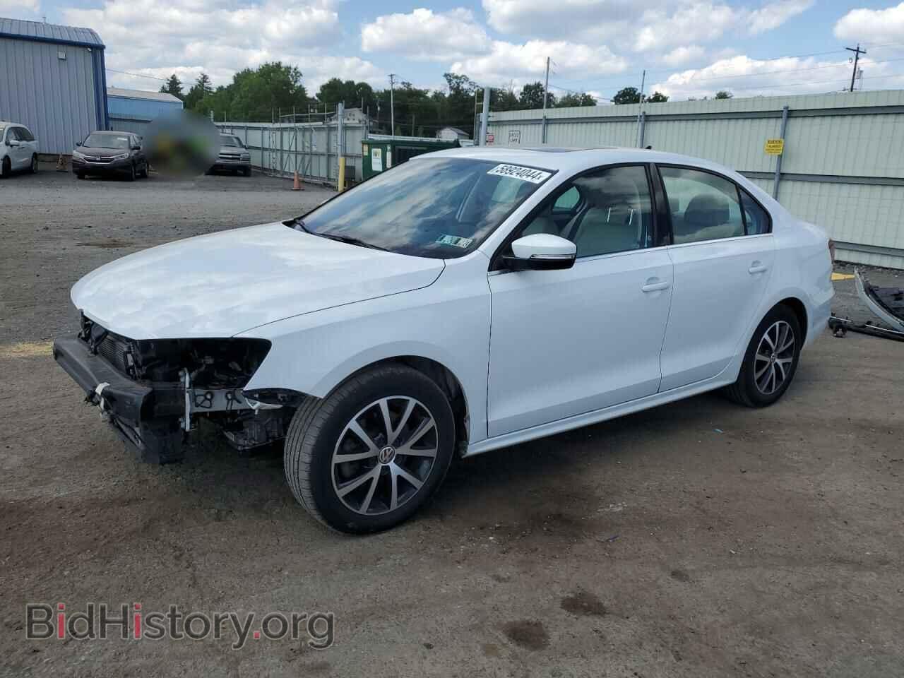 Фотография 3VWDB7AJ5HM245331 - VOLKSWAGEN JETTA 2017