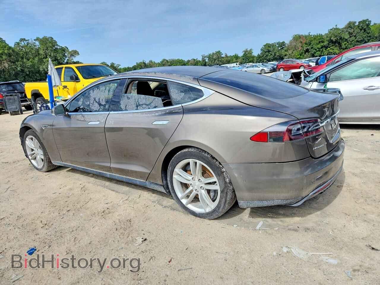 2015 TESLA MODEL S - VIN: 5YJSA1E23FF110220 - Photo 2