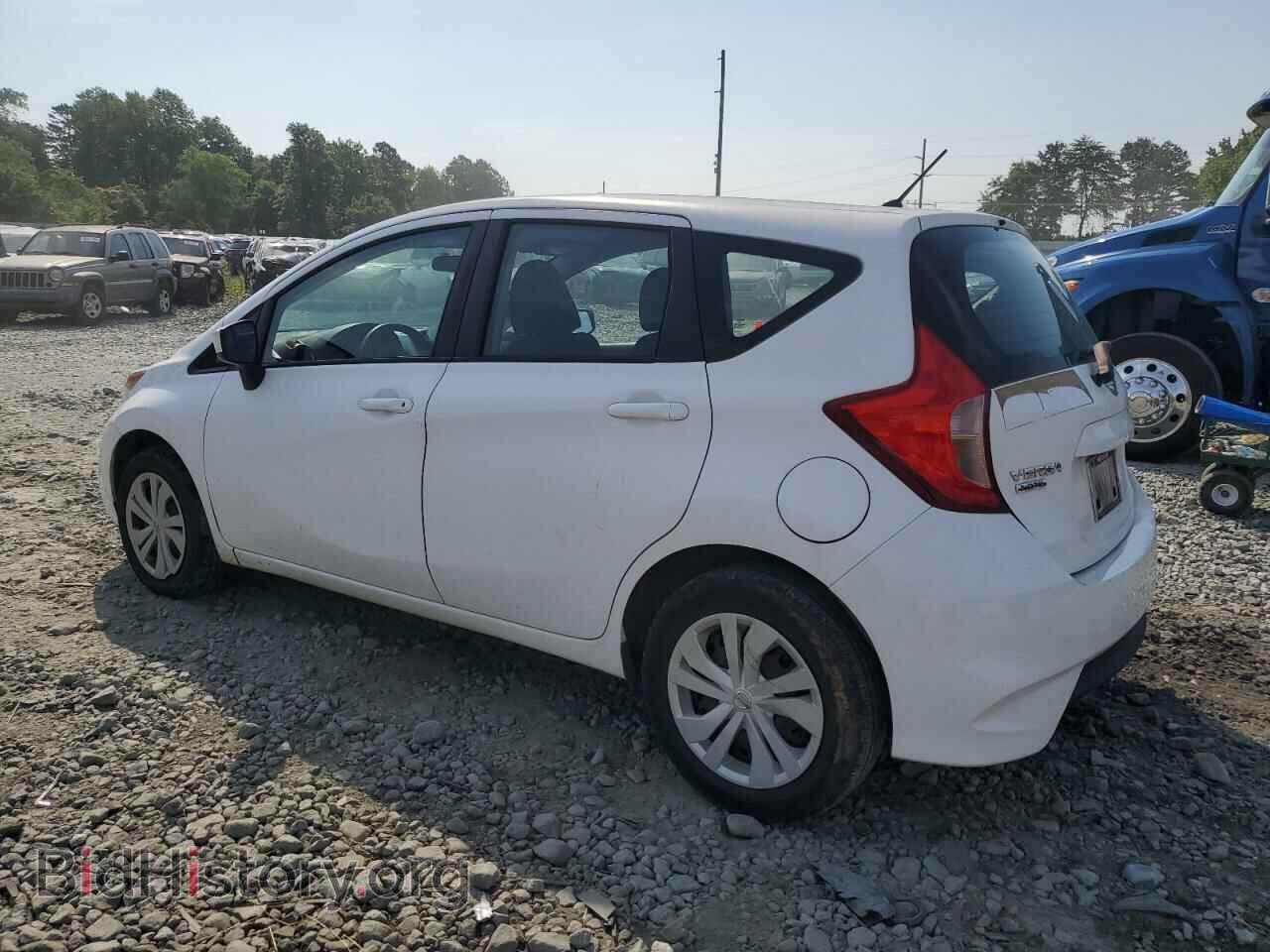 2018 NISSAN VERSA - VIN: 3N1CE2CP1JL370058 - Фото 2