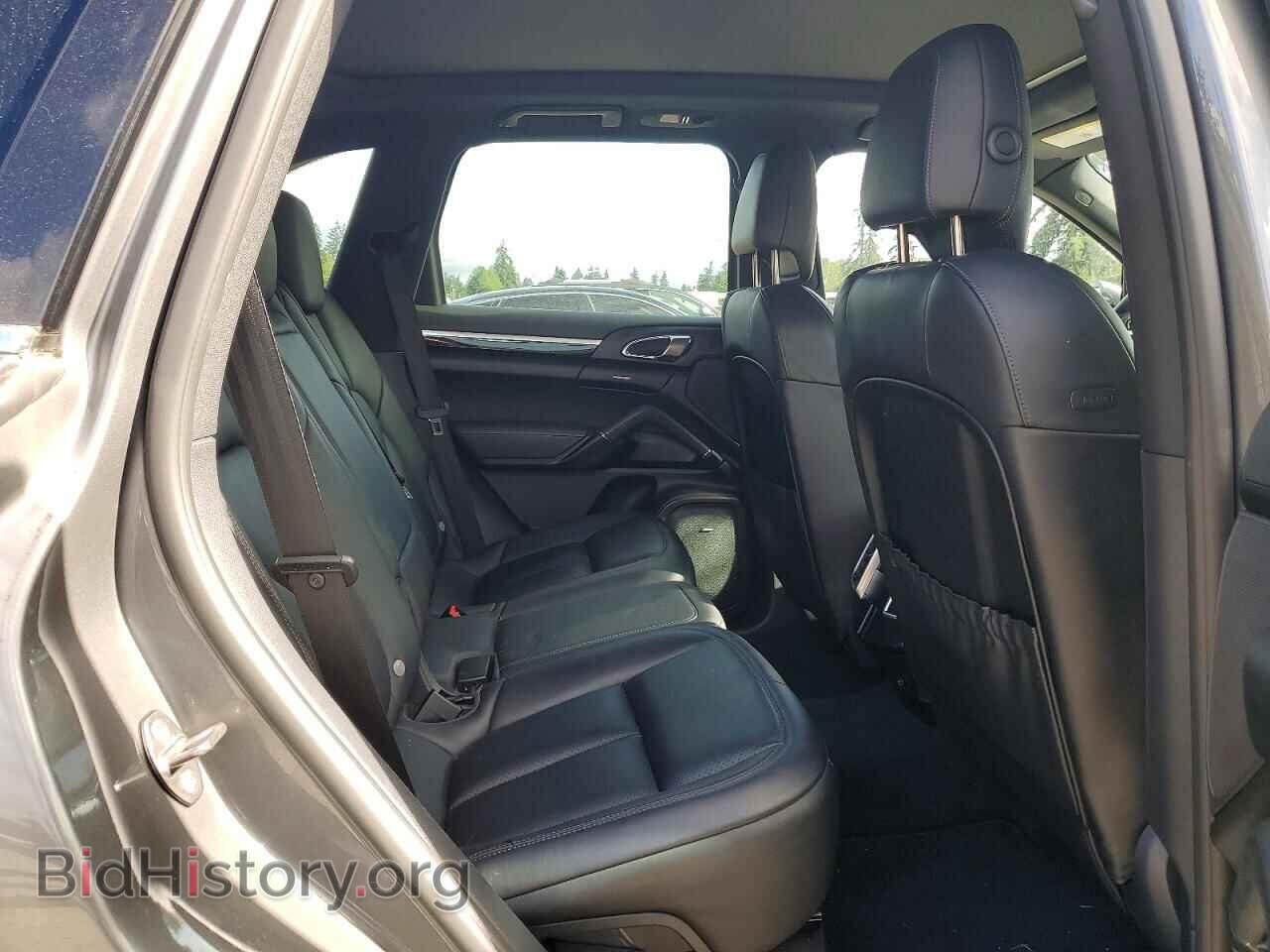2016 PORSCHE CAYENNE - VIN: WP1AE2A21GLA17348 - Photo 11