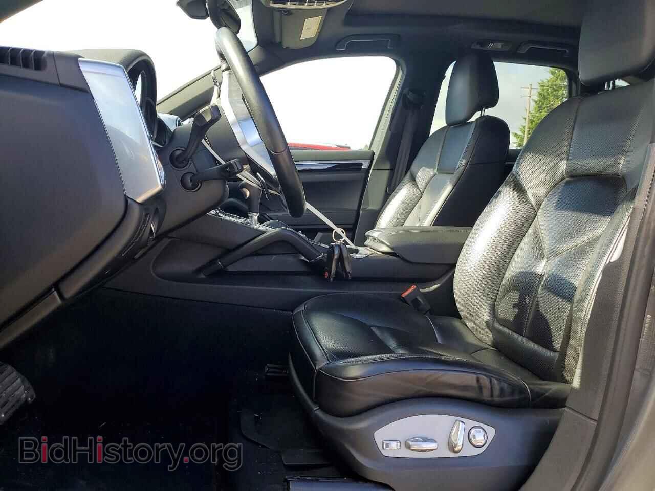 2016 PORSCHE CAYENNE - VIN: WP1AE2A21GLA17348 - Photo 7