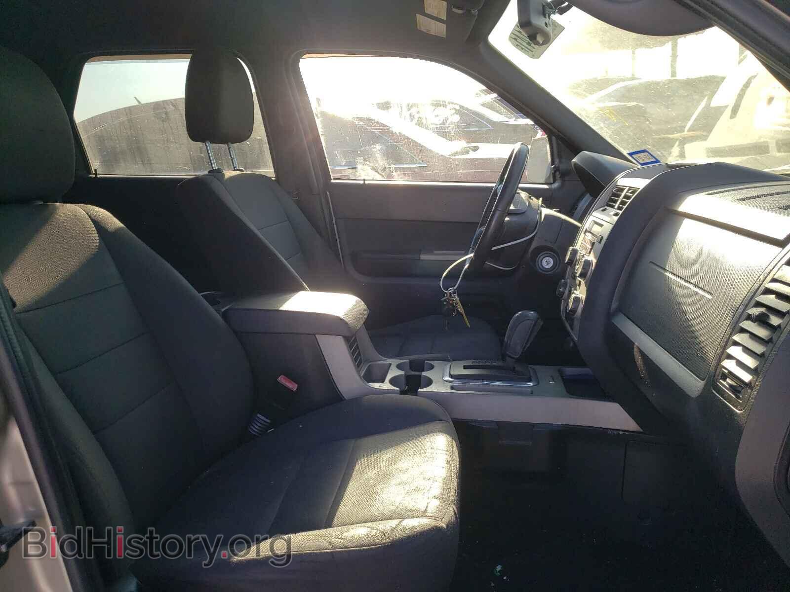 2010 FORD ESCAPE - VIN: 1FMCU0D70AKD26732 - Photo 5
