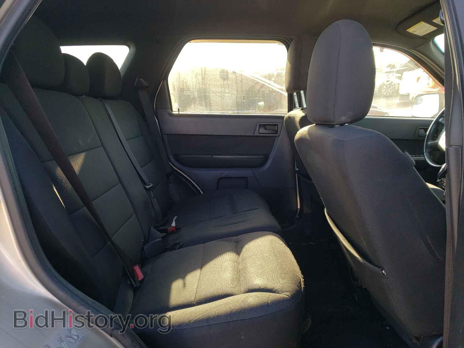 2010 FORD ESCAPE - VIN: 1FMCU0D70AKD26732 - Photo 6