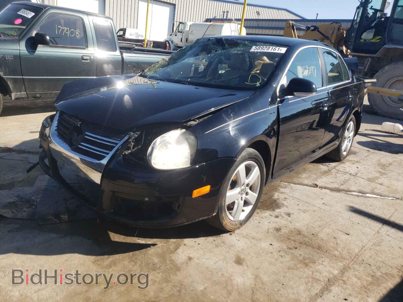 2009 VOLKSWAGEN JETTA - VIN: 3VWRZ71K99M130663 - Фото 2