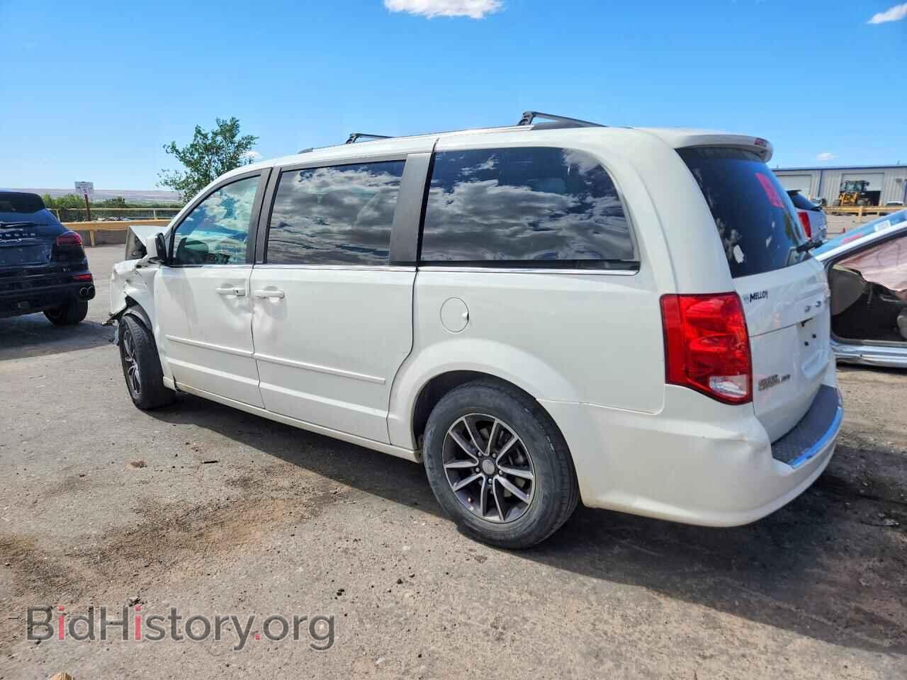 2011 DODGE CARAVAN - VIN: 2D4RN5DG0BR738373 - Photo 2