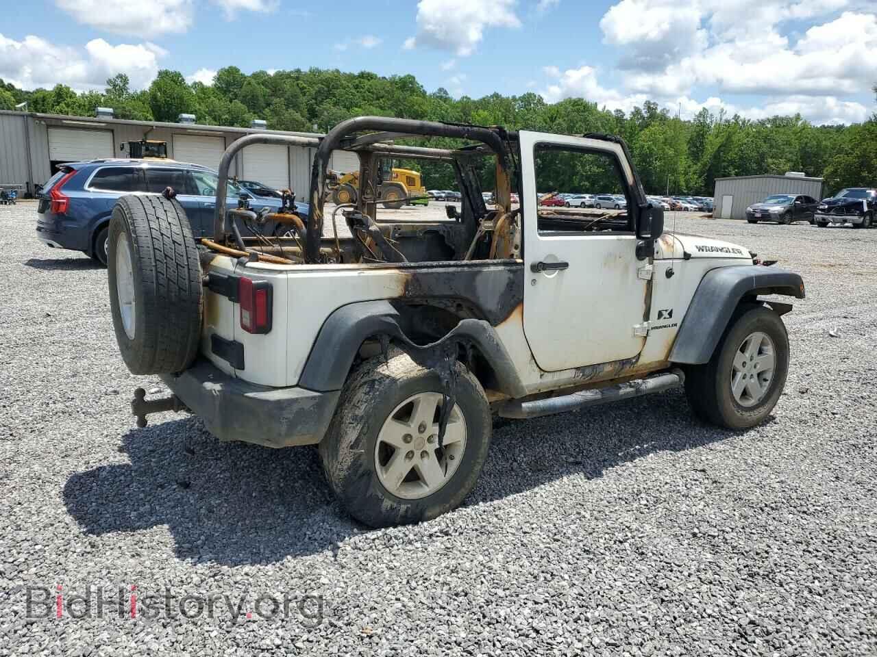 2008 JEEP WRANGLER - VIN: 1J4FA24198L523561 - Фото 3