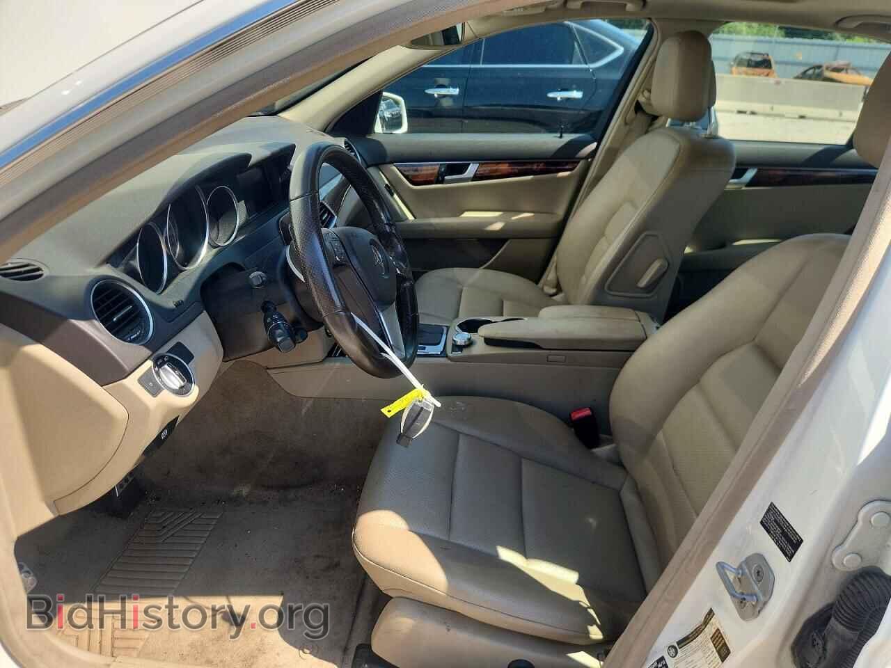 2012 MERCEDES-BENZ C-CLASS - VIN: WDDGF8BB1CF917854 - Фото 7