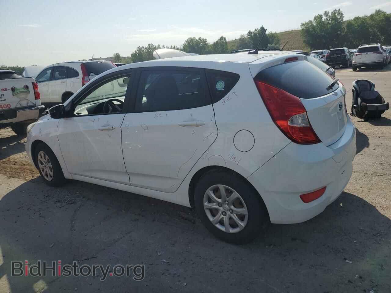 2014 HYUNDAI ACCENT - VIN: KMHCT5AE5EU152072 - Фото 2