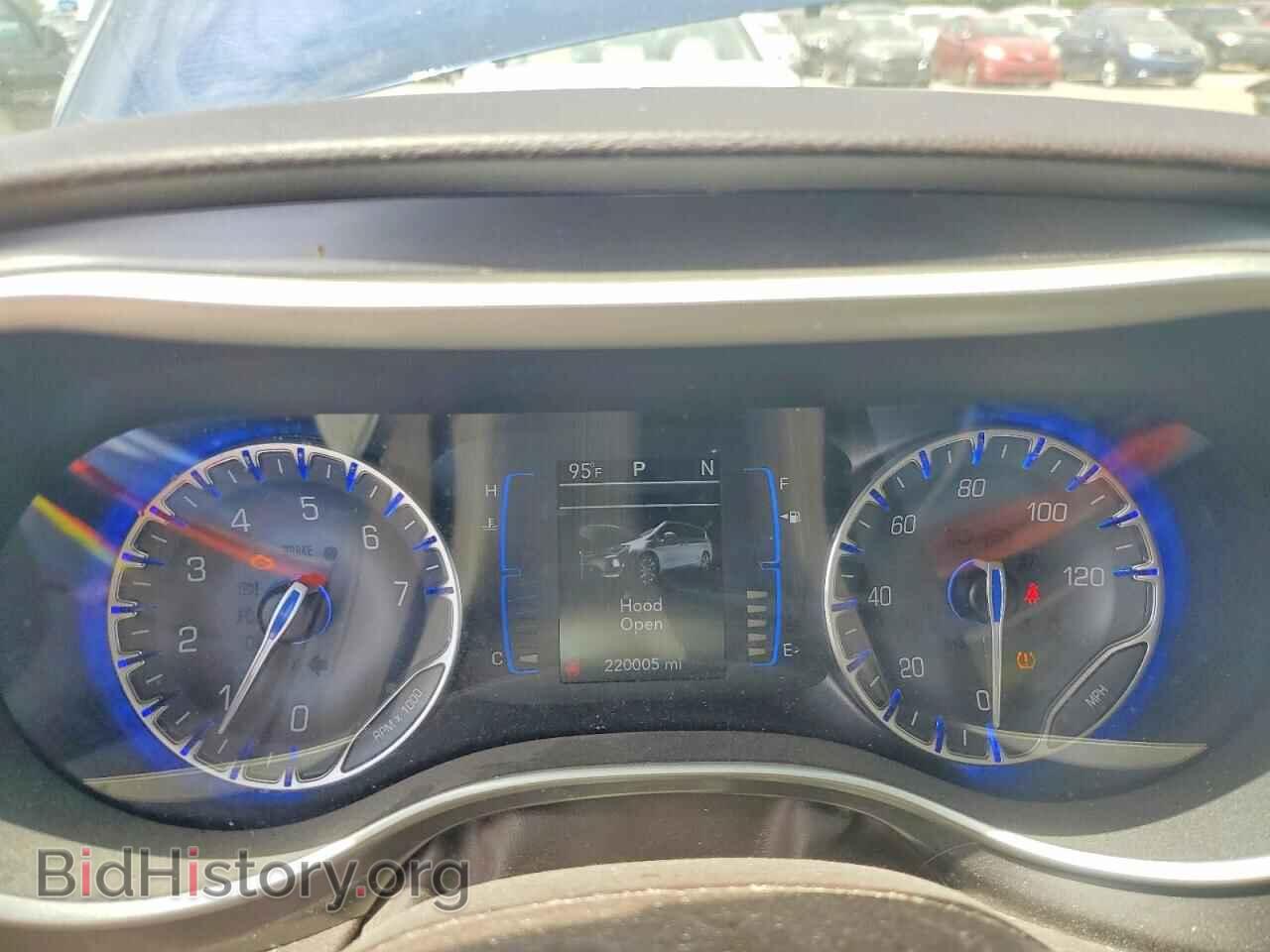 2017 CHRYSLER PACIFICA - VIN: 2C4RC1BG9HR512582 - Photo 9