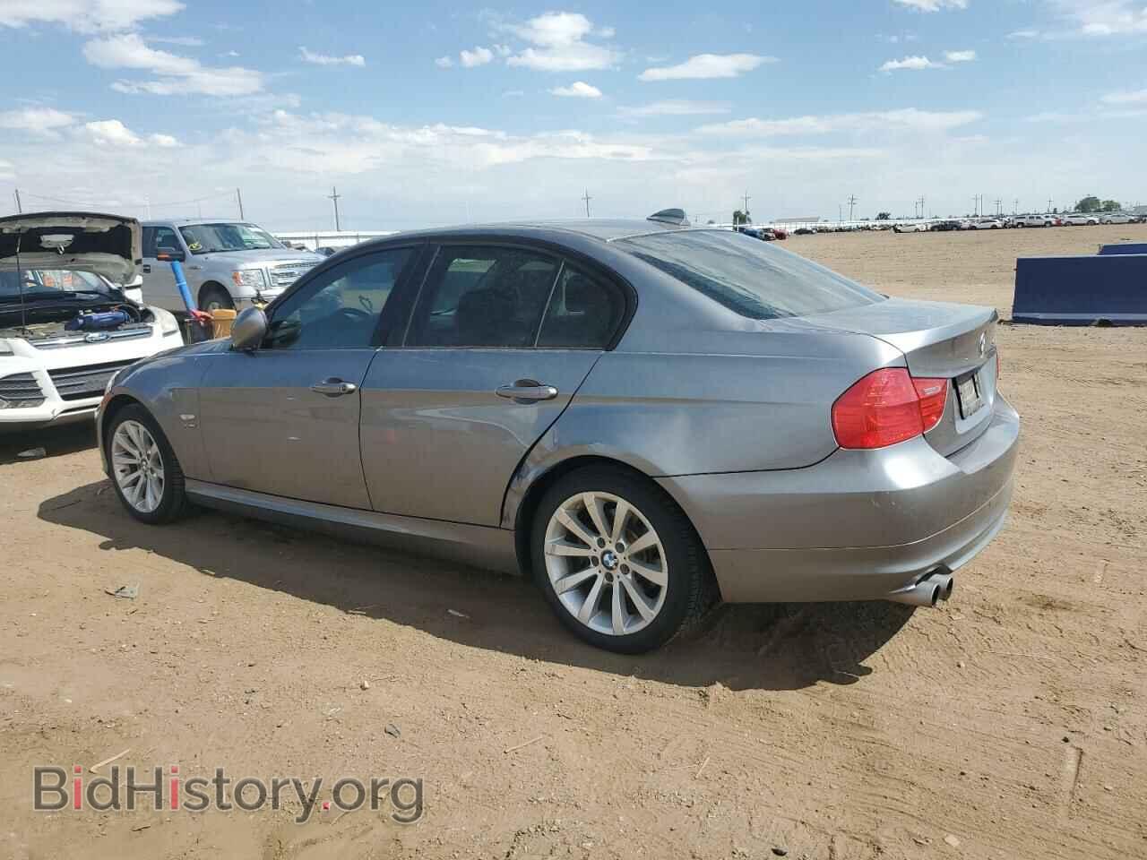 2011 BMW 3 SERIES - VIN: WBAPK7C57BF195665 - Фото 2