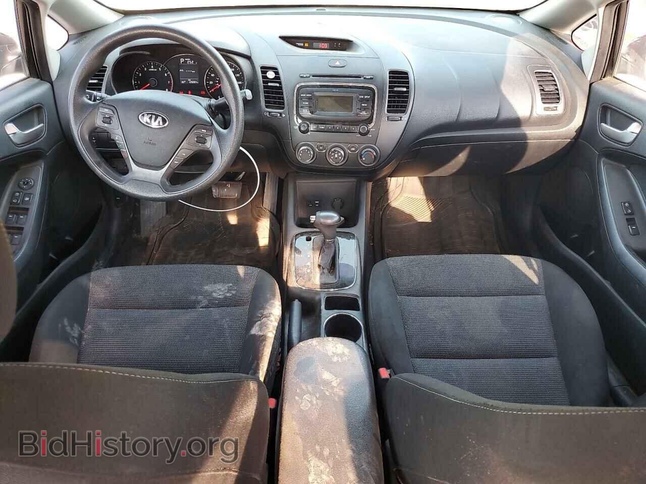 2017 KIA FORTE - VIN: 3KPFK4A78HE043138 - Фото 8