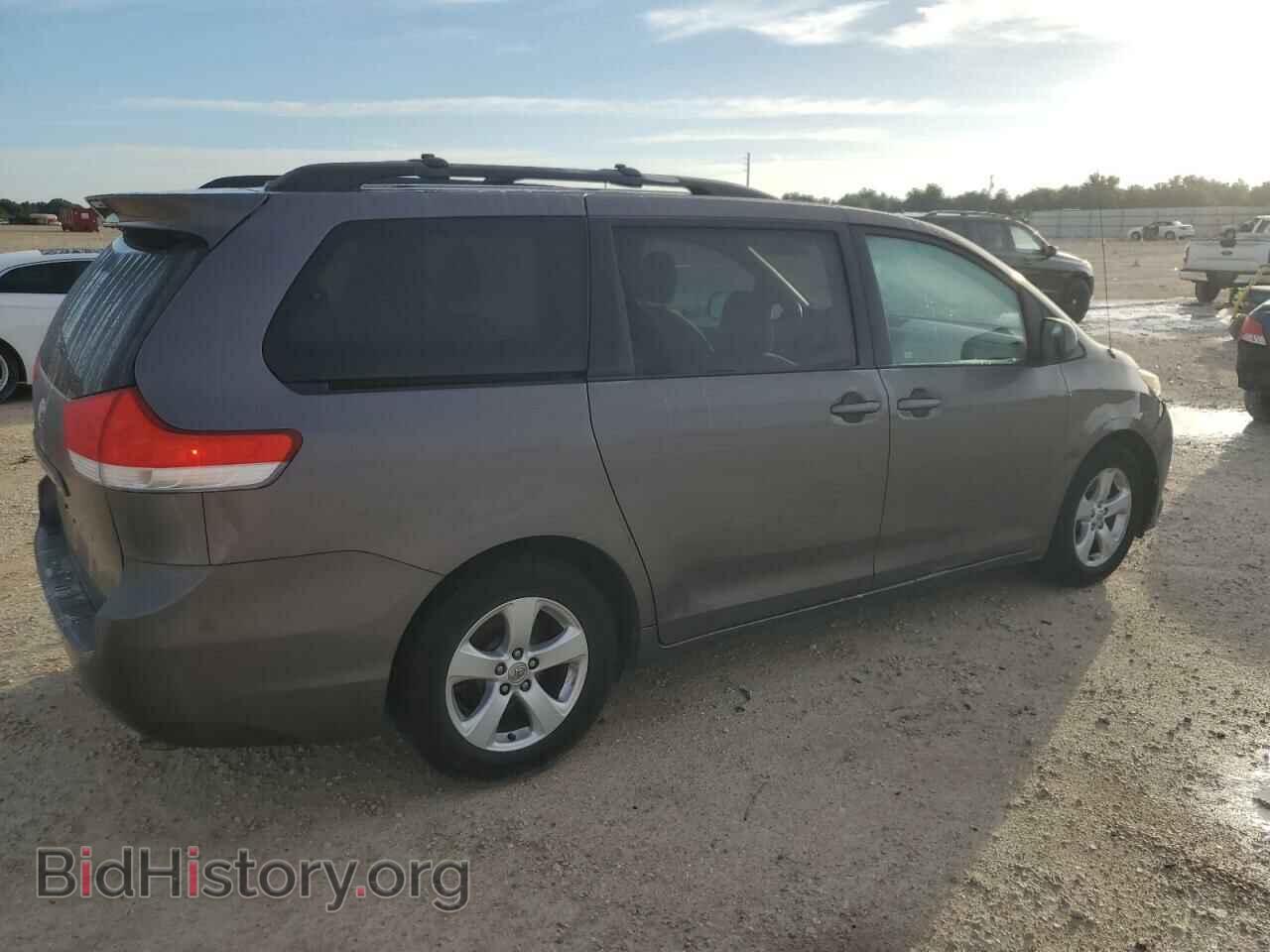 2012 TOYOTA All Models - VIN: 5TDKK3DC6CS195709 - Фото 3