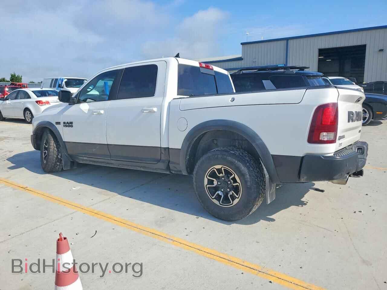2015 RAM 1500 - VIN: 1C6RR7YT1FS741704 - Photo 2